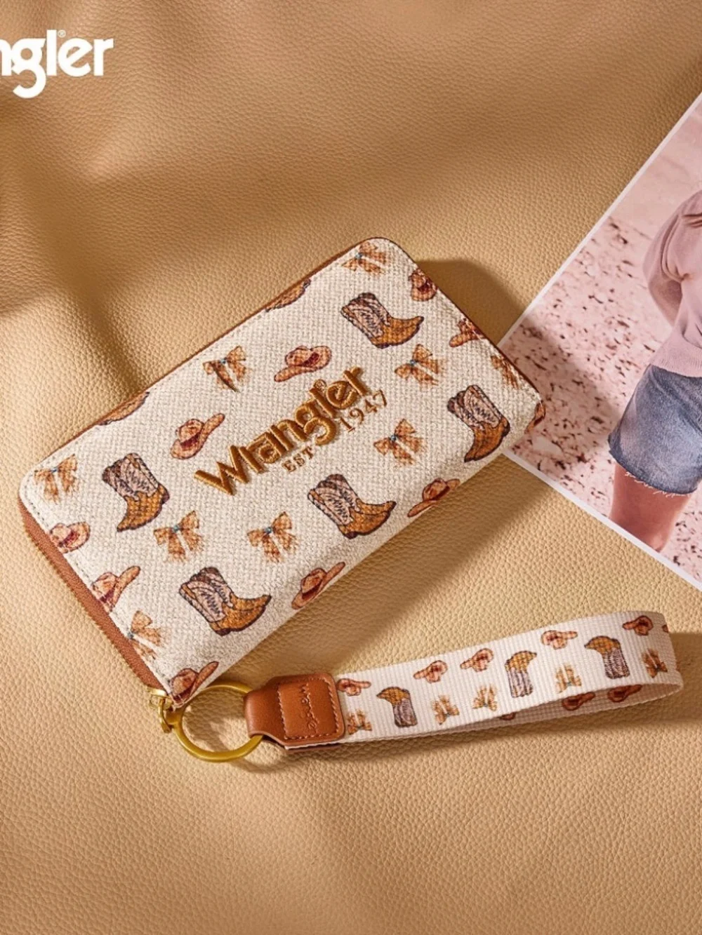 Wrangler Western Print RFID Blocking Zippered Wallet Tan